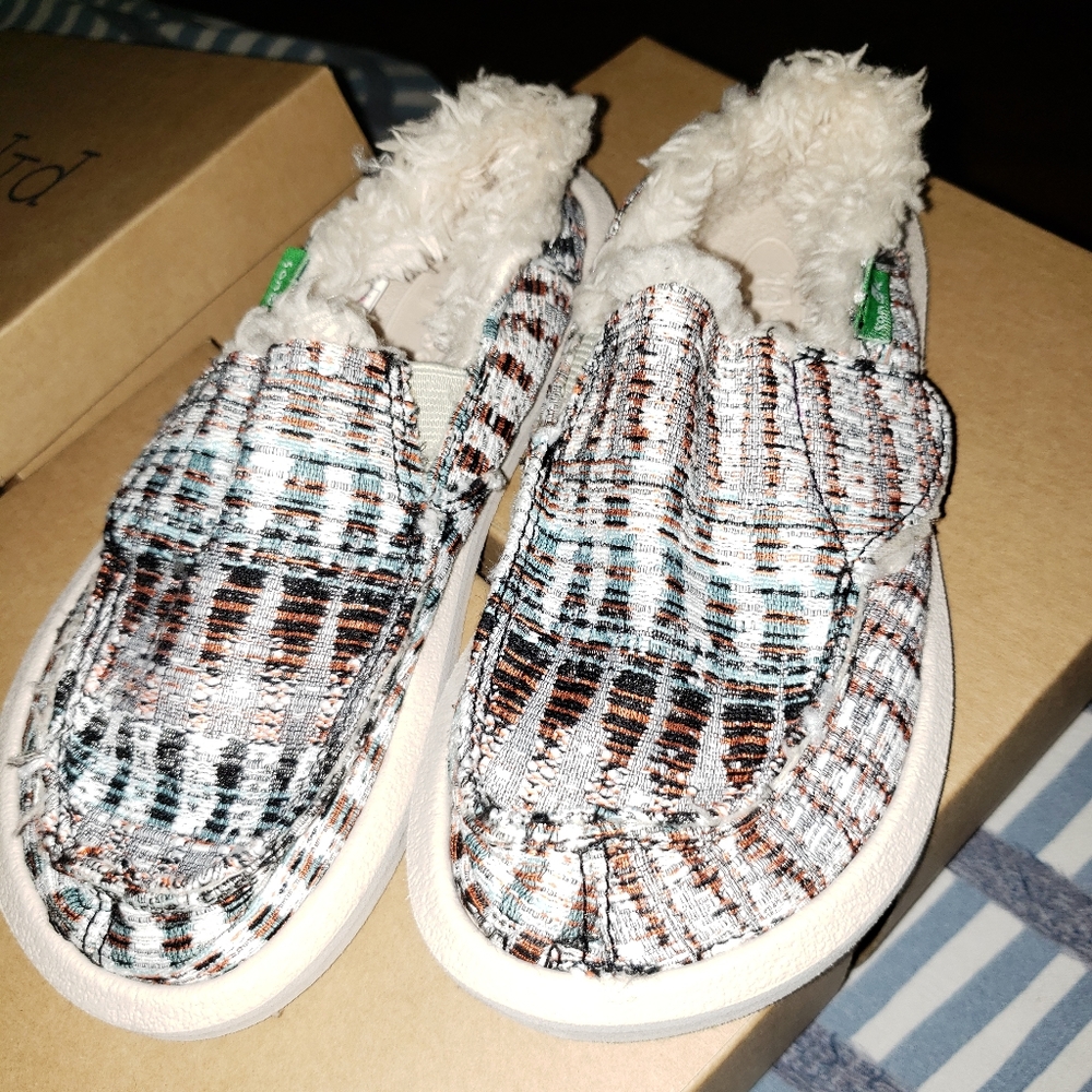 Brand New Kids Sanko slip ons